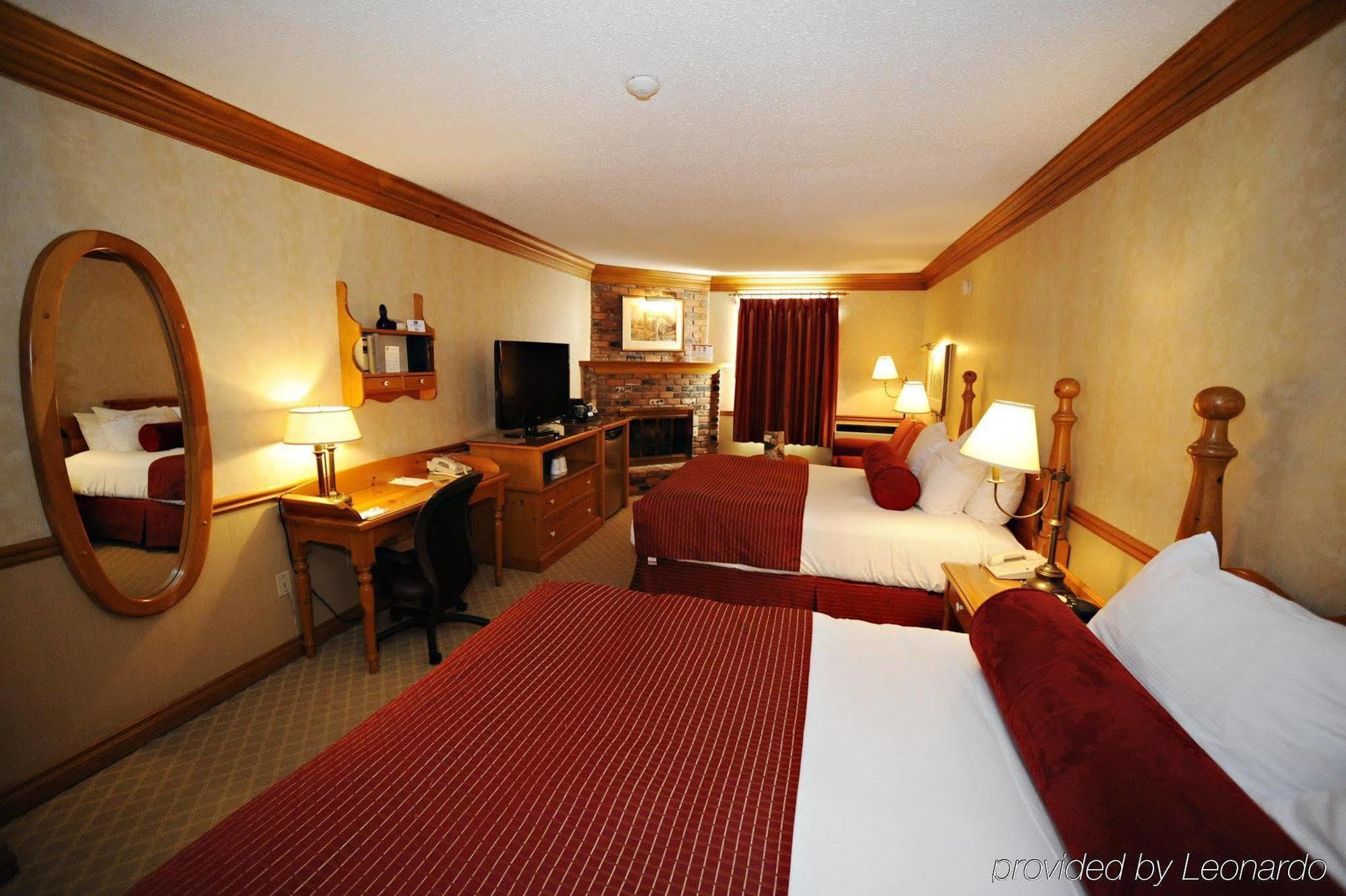 Western Parkway & Conference Centre Hotel